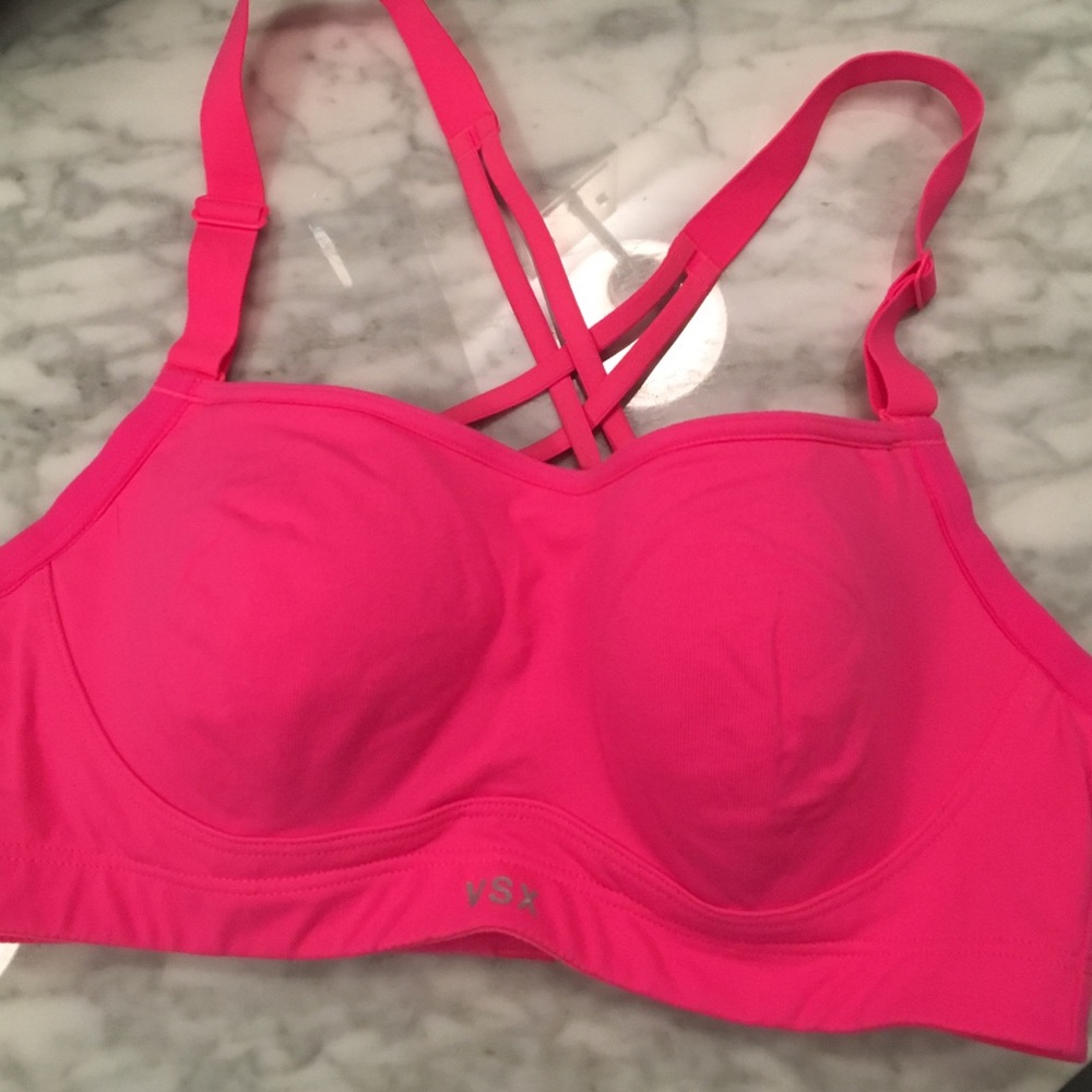 Victoria’s Secret VSX underwire sports bra 34B